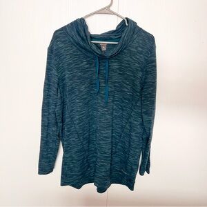 Eddie Bauer Sweater size medium winter sweatshirt with pockets teal blue green